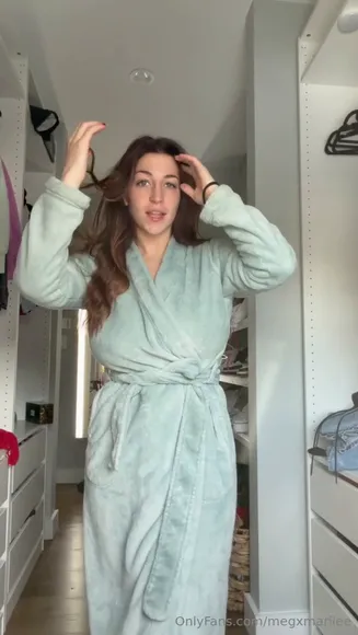 megmariiee - #12763210