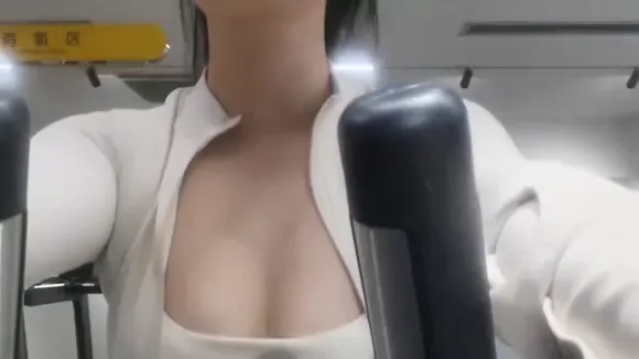 qiaoniutt - #10994475